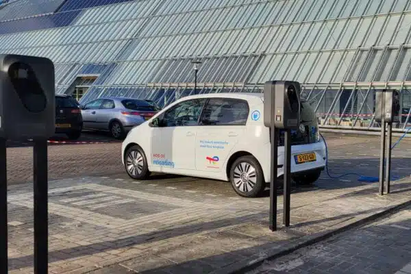 Automotive Laadpaal reloading Leeuwarden