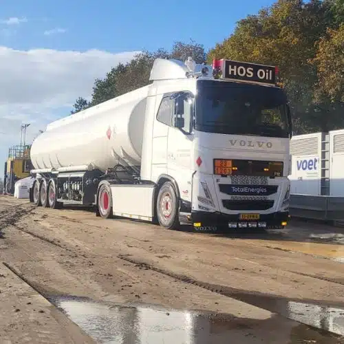 Tankauto die diesel lost